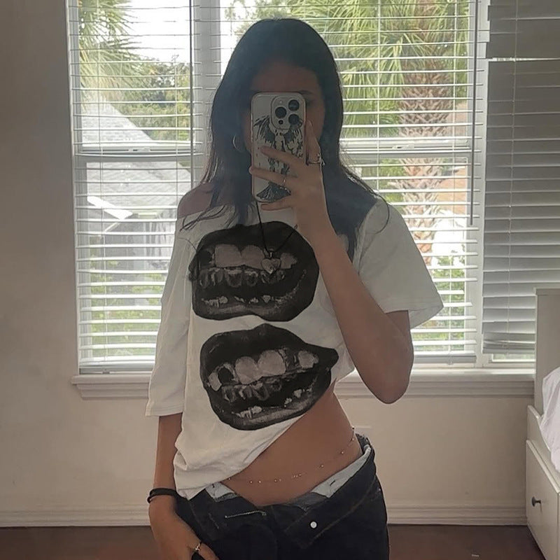 Mouth Print Oblique Collar Short Sleeve