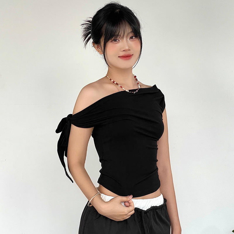 One-Shoulder Pleated Backless Twist