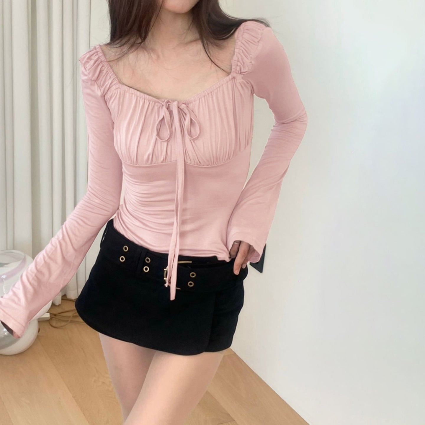 Pink square collar lace up top eprolo