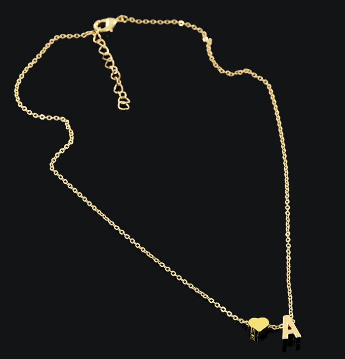 Dainty Heart+Initial Necklace eprolo