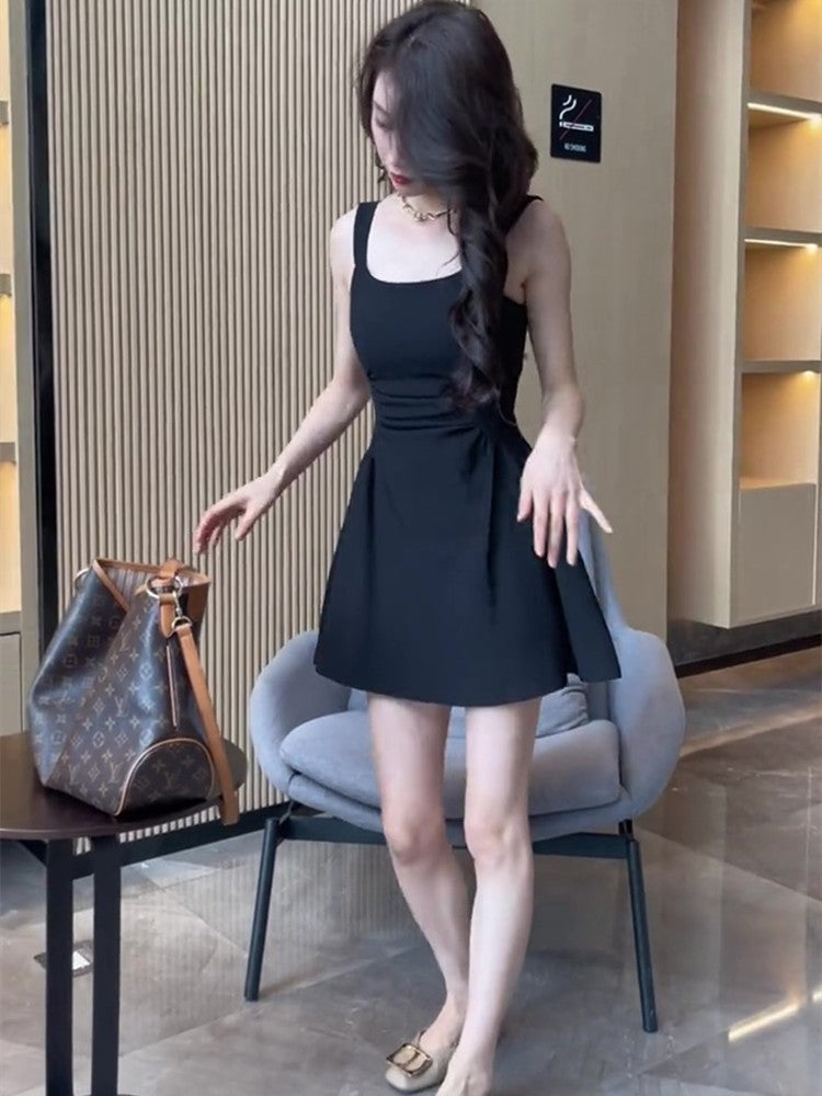 Hepburn Classic Midi Dress